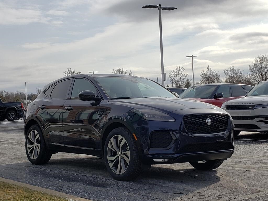 2024 Jaguar E-PACE R-Dynamic SE photo 2