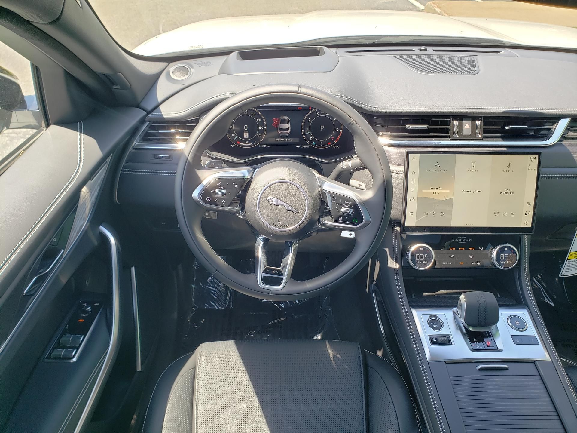 2026 Jaguar F-Pace R-Dynamic S - Photo 14