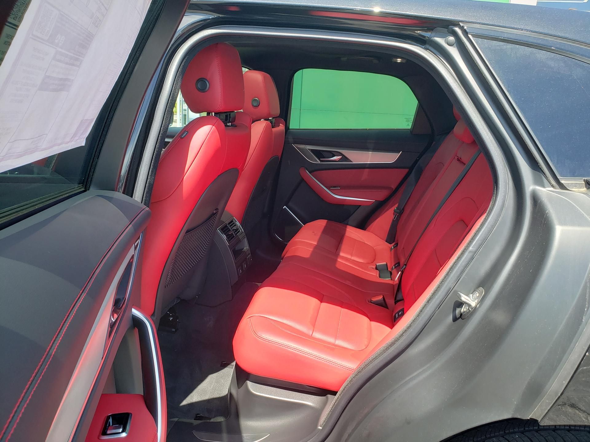 2026 Jaguar F-Pace R-Dynamic S - Photo 11