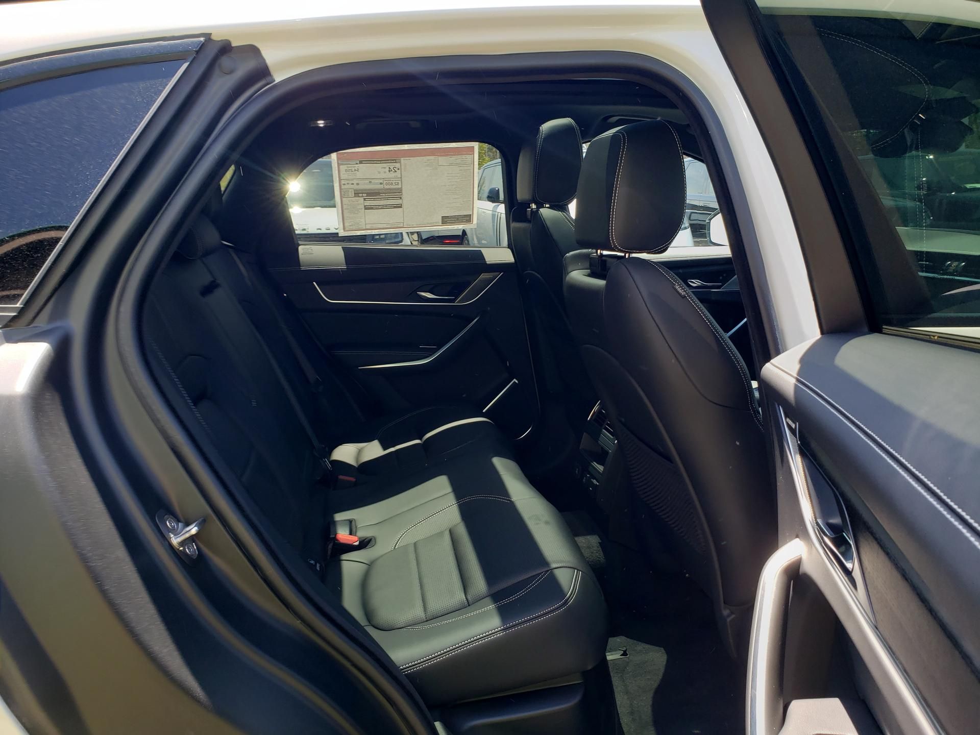 2026 Jaguar F-Pace R-Dynamic S - Photo 15