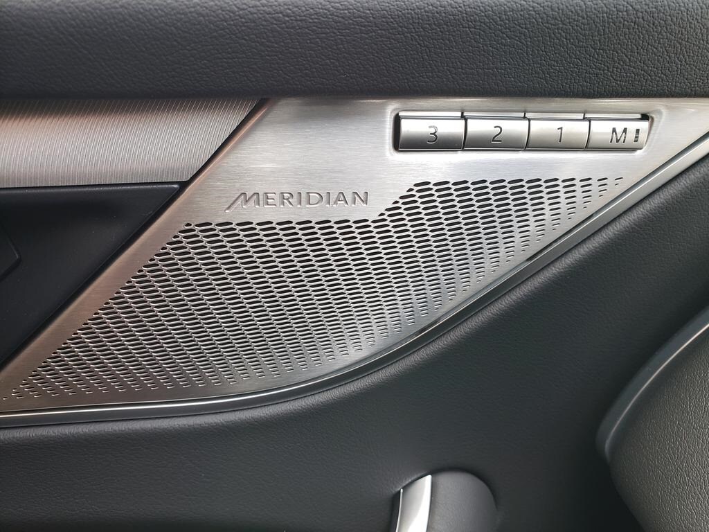 2026 Jaguar F-PACE P250 R-Dynamic S photo 2