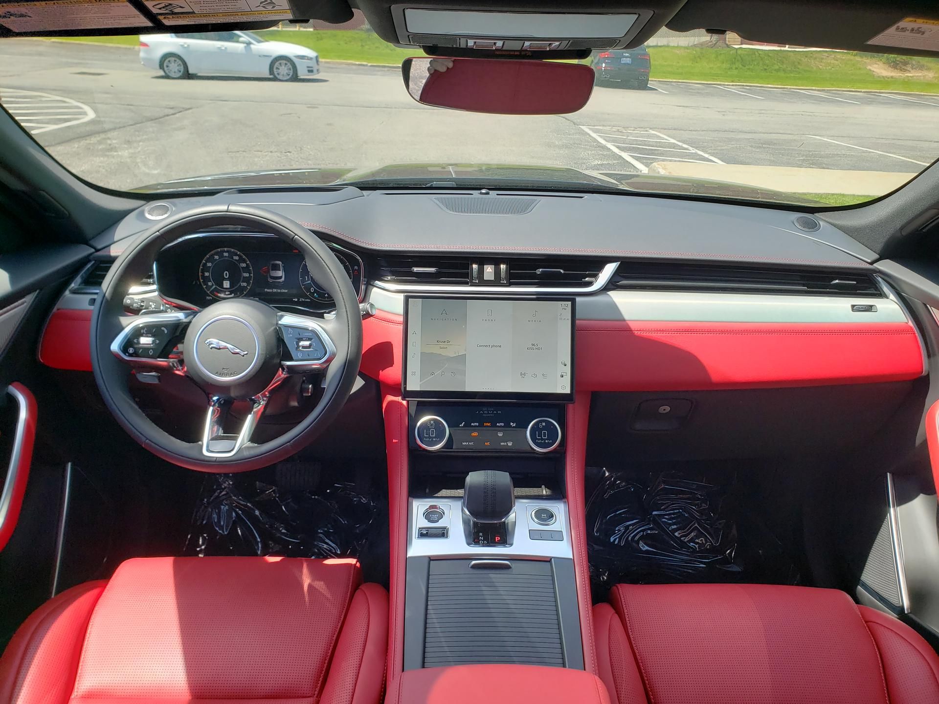2026 Jaguar F-Pace R-Dynamic S - Photo 13