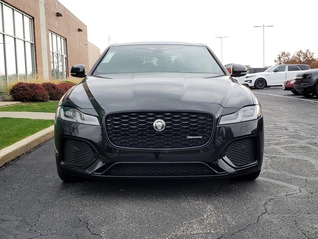 2024 Jaguar XF P300 R-Dynamic SE photo 2