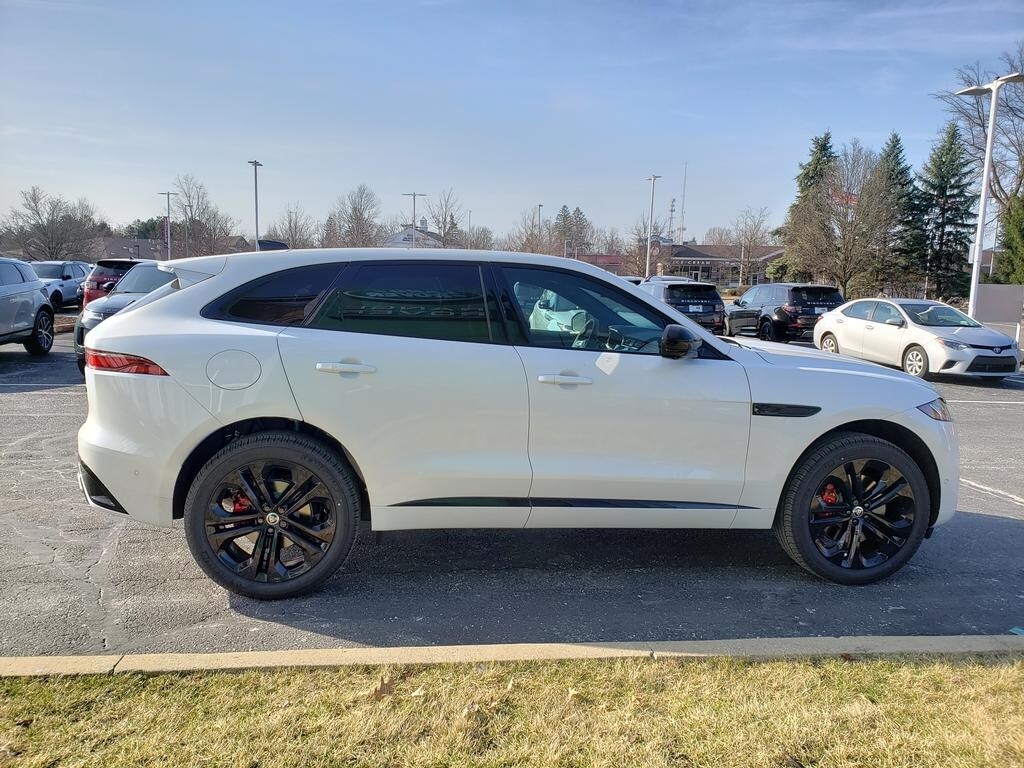 2026 Jaguar F-PACE P400 R-Dynamic S photo 4