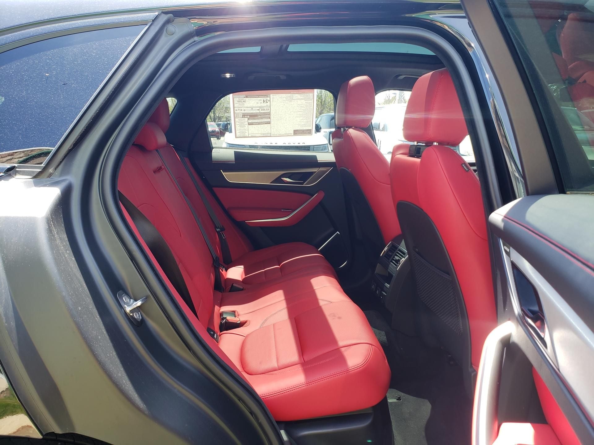 2026 Jaguar F-Pace R-Dynamic S - Photo 15