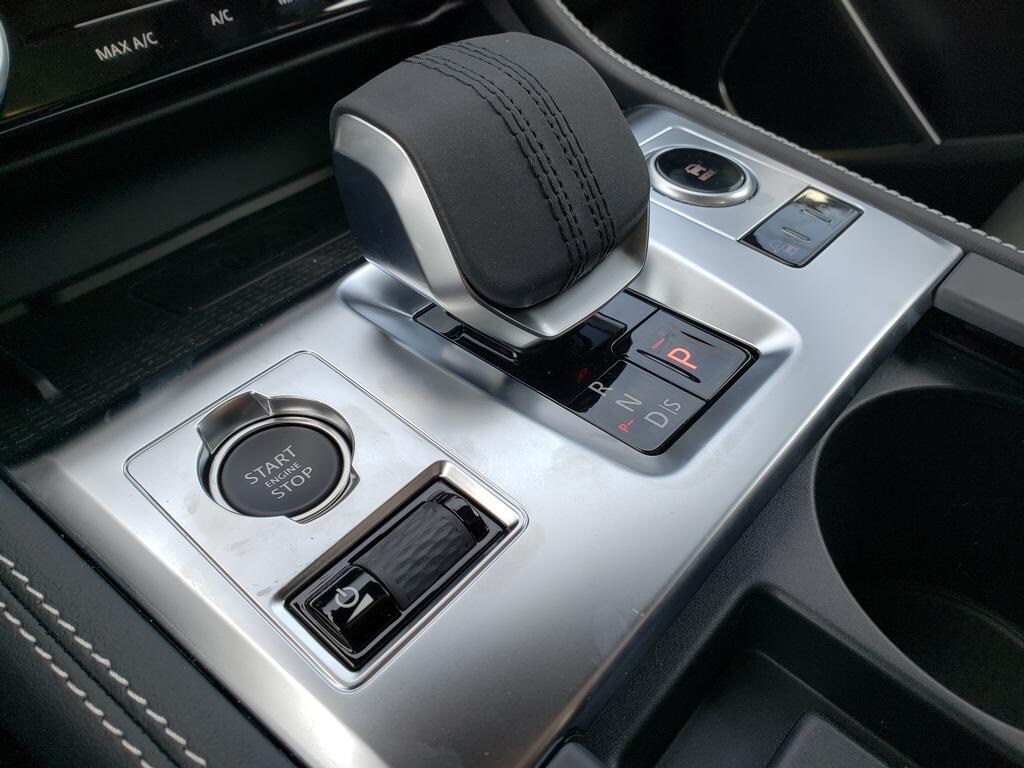 2026 Jaguar F-PACE P250 R-Dynamic S photo 4