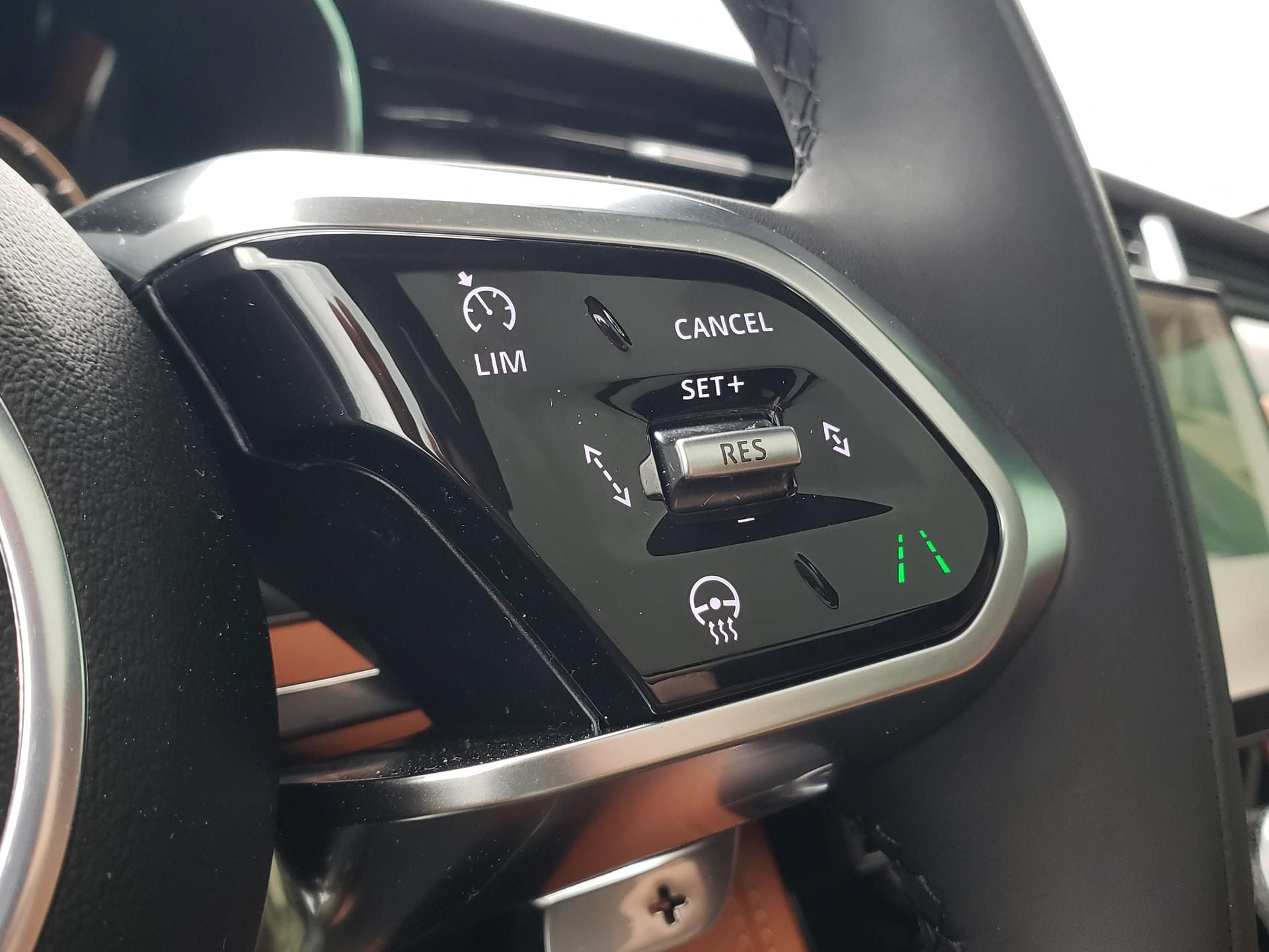 2026 Jaguar F-Pace R-Dynamic S - Photo 26