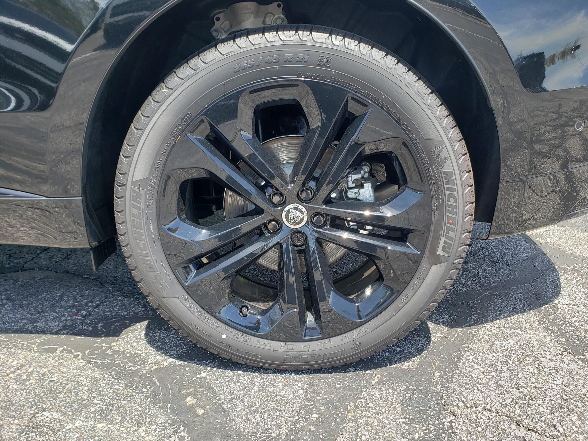 2026 Jaguar F-Pace R-Dynamic S - Photo 27
