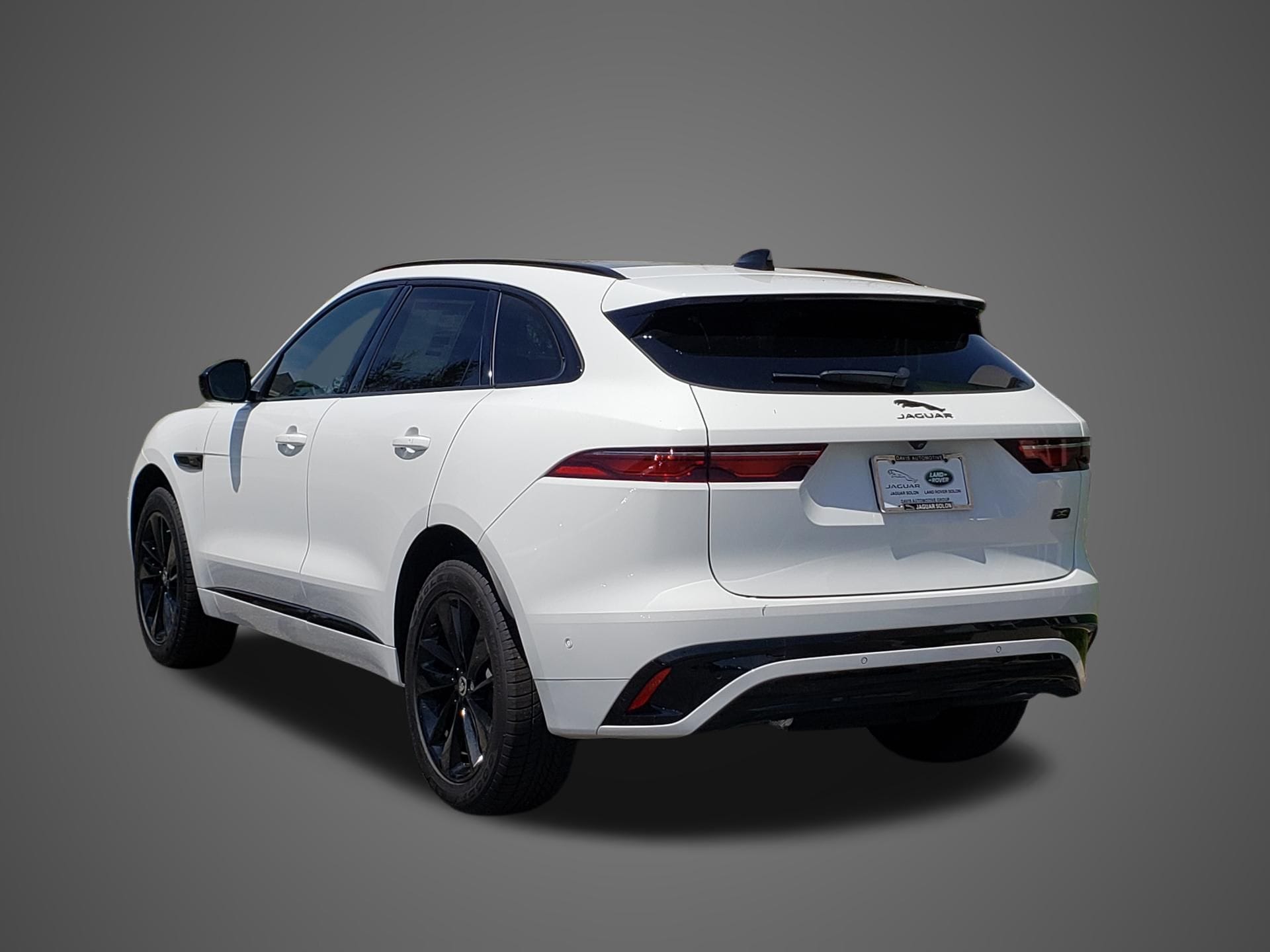 2026 Jaguar F-Pace R-Dynamic S - Photo 7