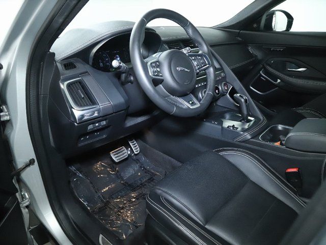 2020 Jaguar E-PACE R-Dynamic S - Photo 16