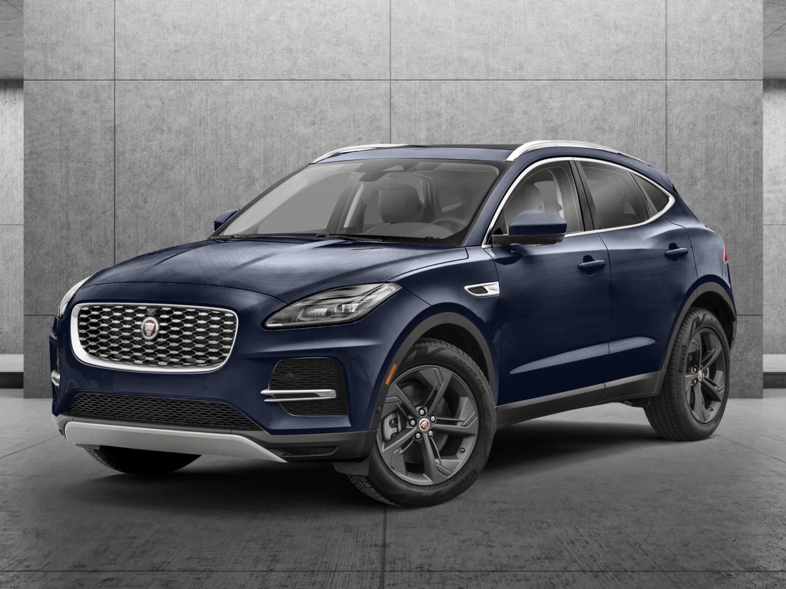 2022 Jaguar E-Pace SE's photo