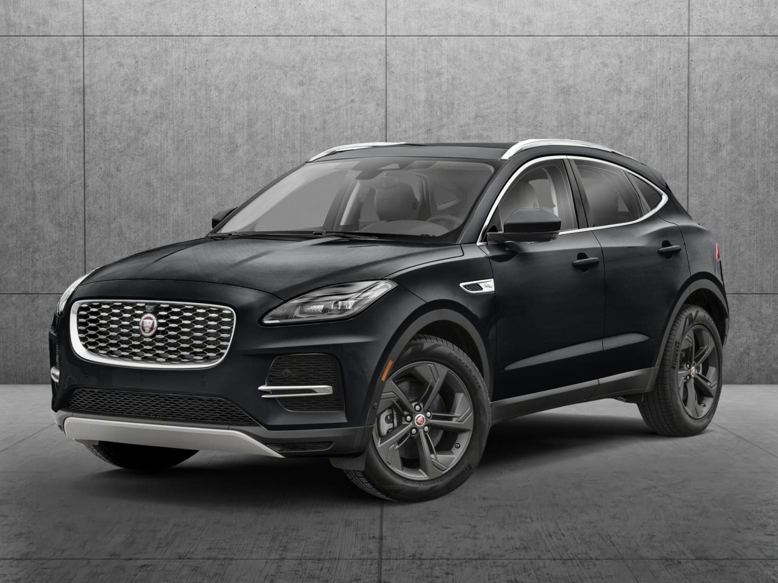 2022 Jaguar E-Pace SE's photo