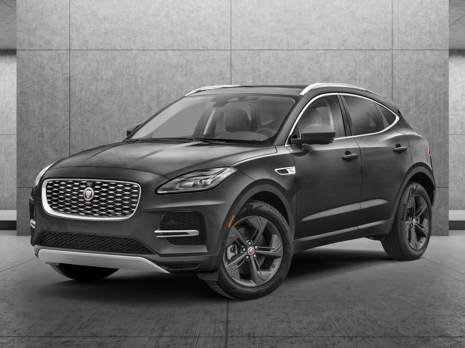 2022 Jaguar E-Pace SE's photo