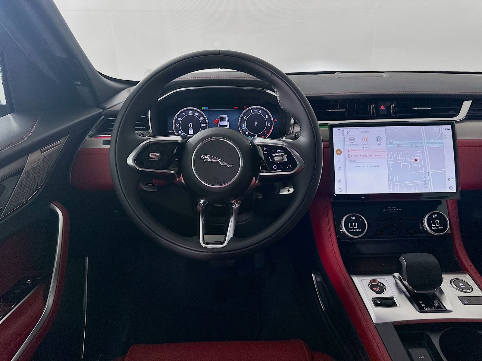 2026 Jaguar F-Pace R-Dynamic S - Photo 15