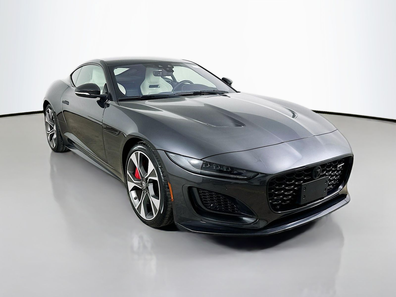 2024 Jaguar F-Type R-Dynamic - Photo 3