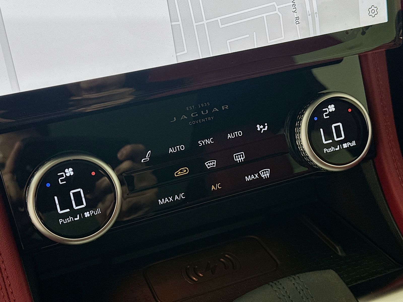 2026 Jaguar F-Pace R-Dynamic S - Photo 27