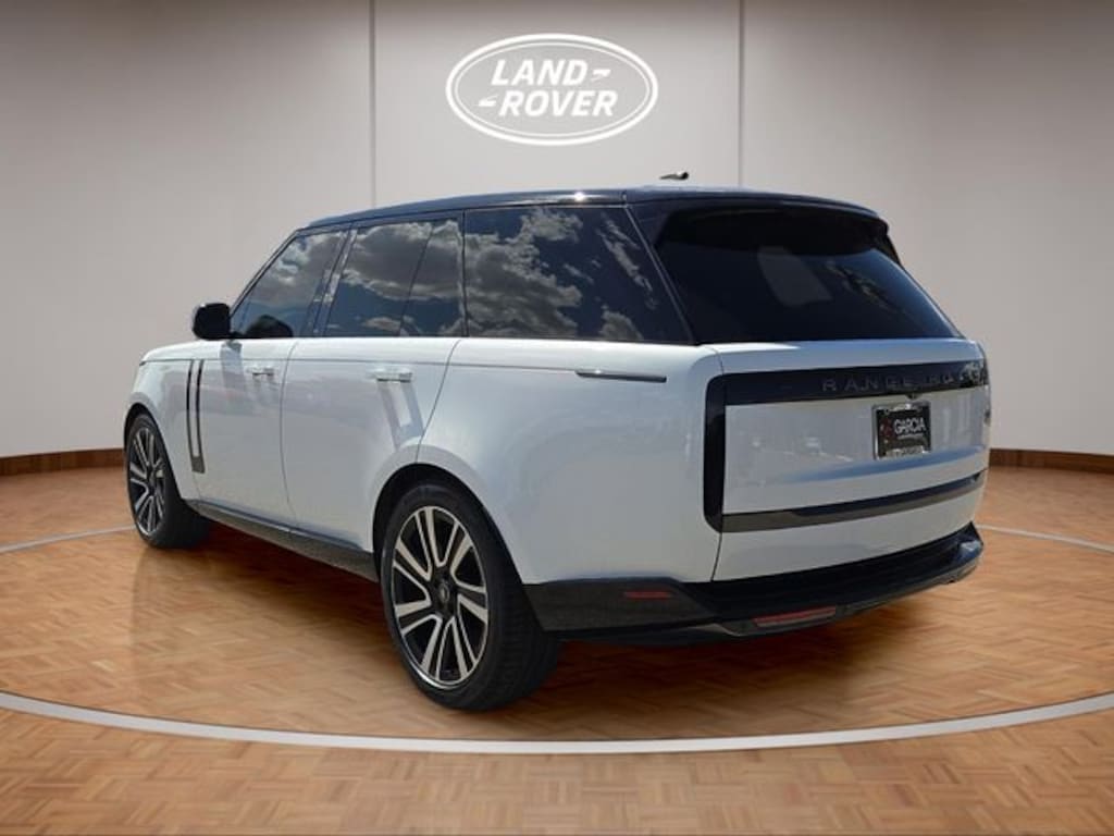 Used 2023 Land Rover Range Rover SE SUV