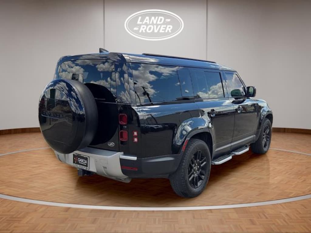 Used 2023 Land Rover Defender SE SUV