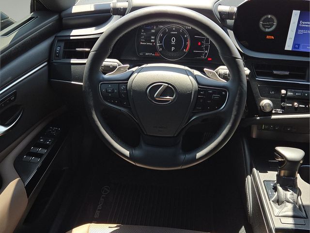 2025 Lexus ES 350 - Photo 14