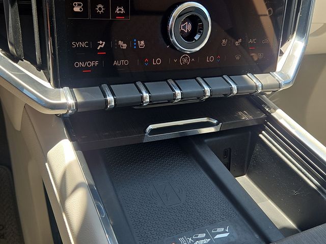 2024 GMC Acadia Denali - Photo 19