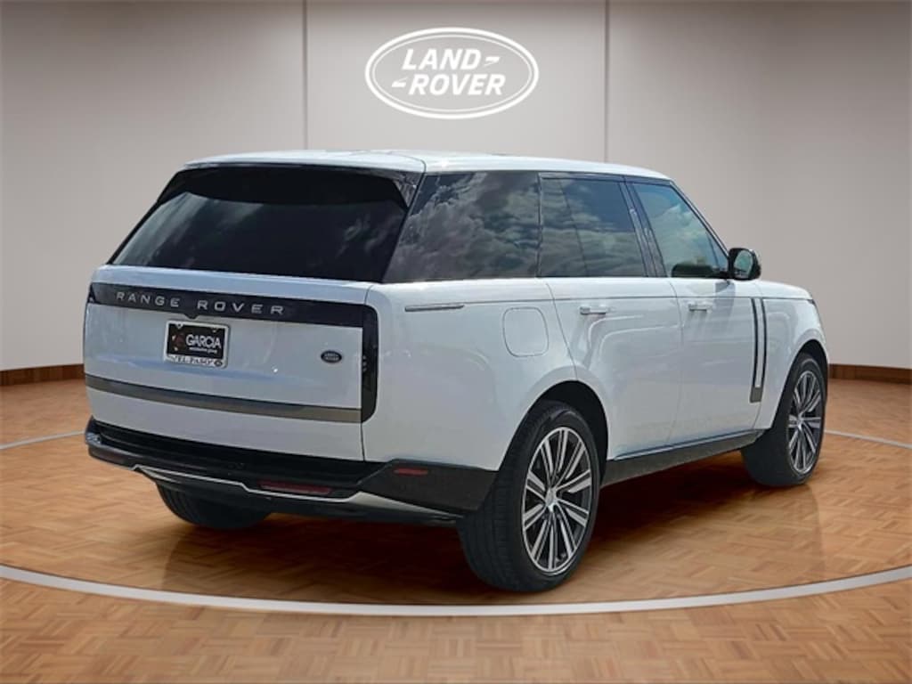 Used 2023 Land Rover Range Rover SE SUV