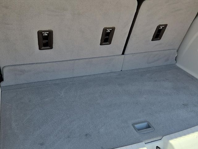 2024 GMC Acadia Denali - Photo 9