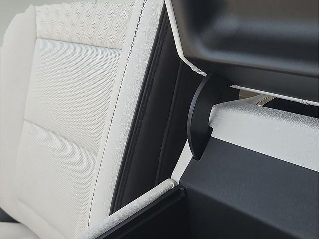 2024 GMC Acadia Denali - Photo 21