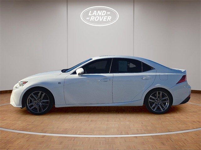 2016 Lexus IS 350 F SPORT photo 2