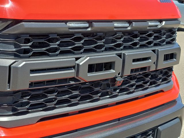 2022 Ford F-150 Raptor - Photo 7
