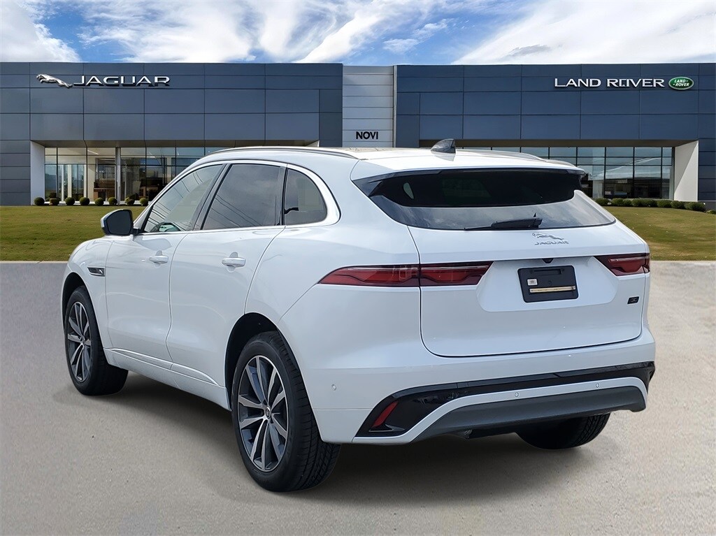 2026 Jaguar F-PACE P250 R-Dynamic S photo 2