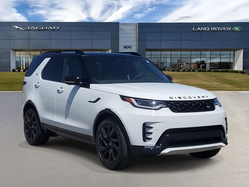 Used 2025 Land Rover Discovery P360 Dynamic SE SUV