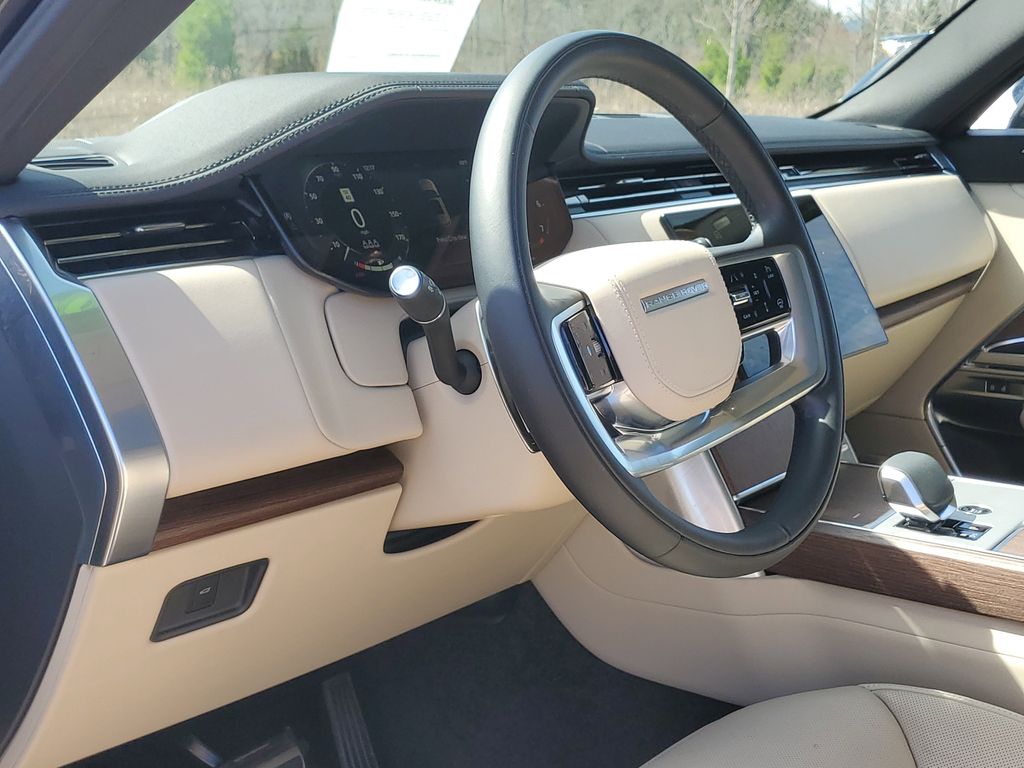 2024 Land Rover Range Rover SE - Photo 8