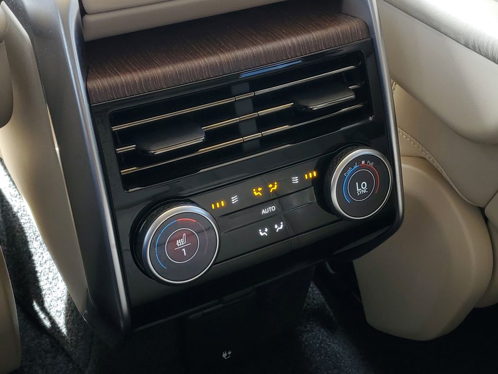 2024 Land Rover Range Rover SE - Photo 28