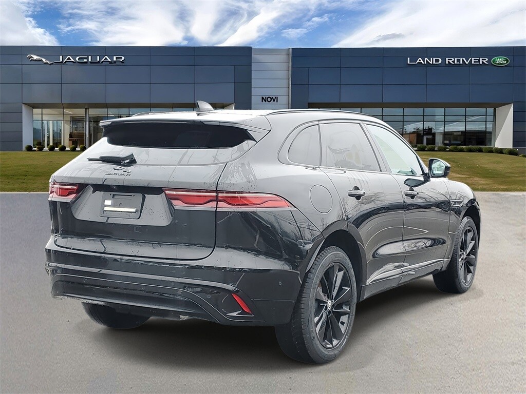 2025 Jaguar F-PACE P250 R-Dynamic S photo 3