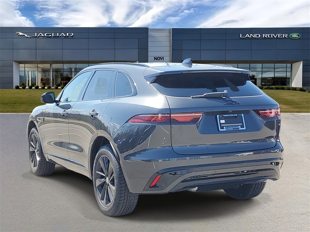 2025 Jaguar F-PACE P250 R-Dynamic S photo 2