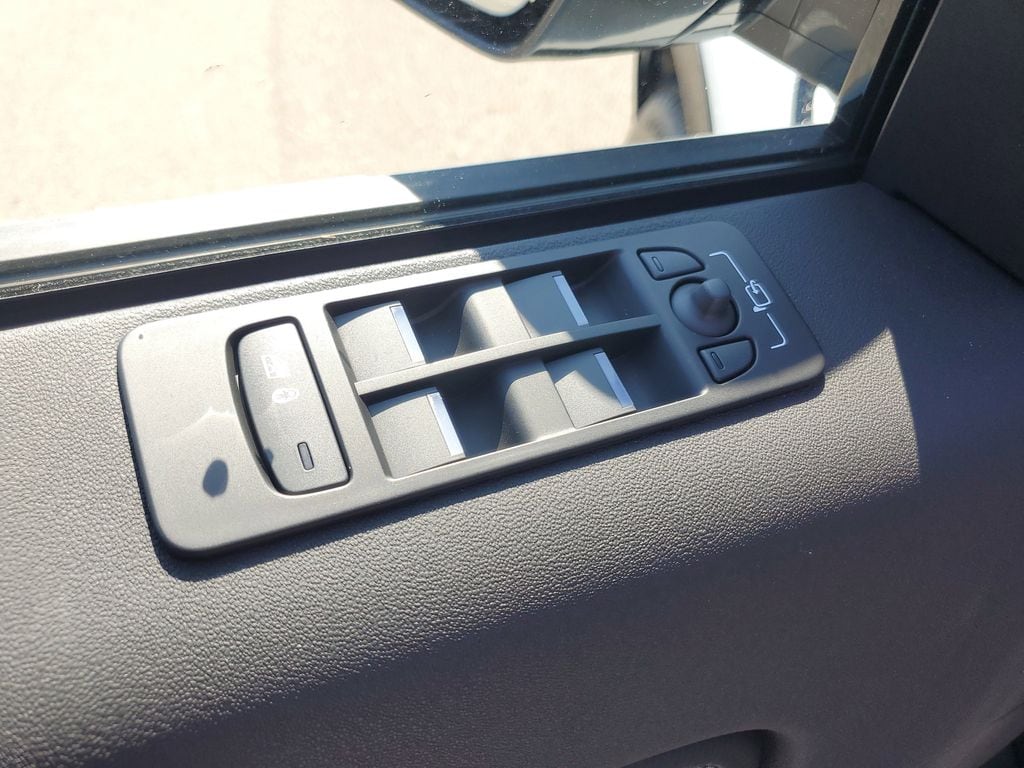 2026 Land Rover Discovery Sport Landmark - Photo 8