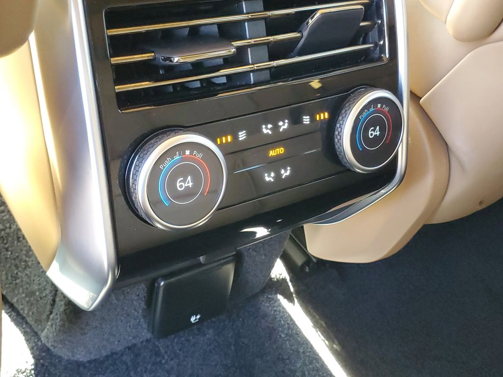 2025 Land Rover Range Rover Autobiography - Photo 30