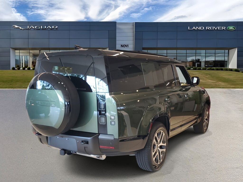 Used 2026 Land Rover Defender 130 X-Dynamic SE SUV