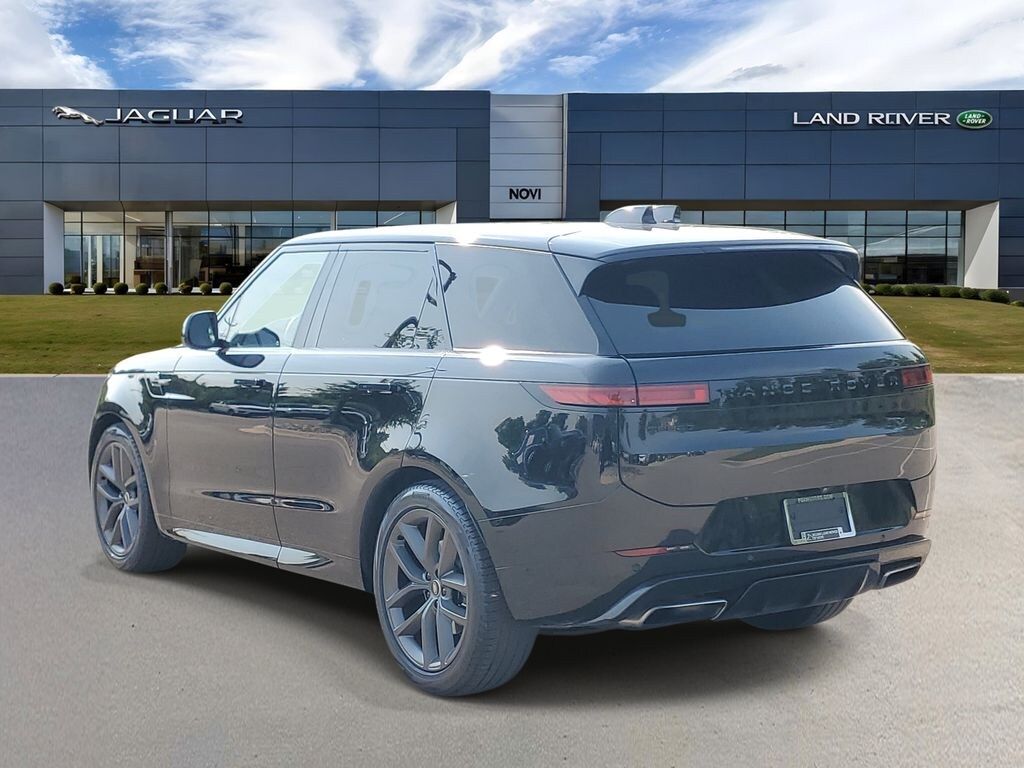 Used 2024 Land Rover Range Rover Sport Dynamic SE SUV