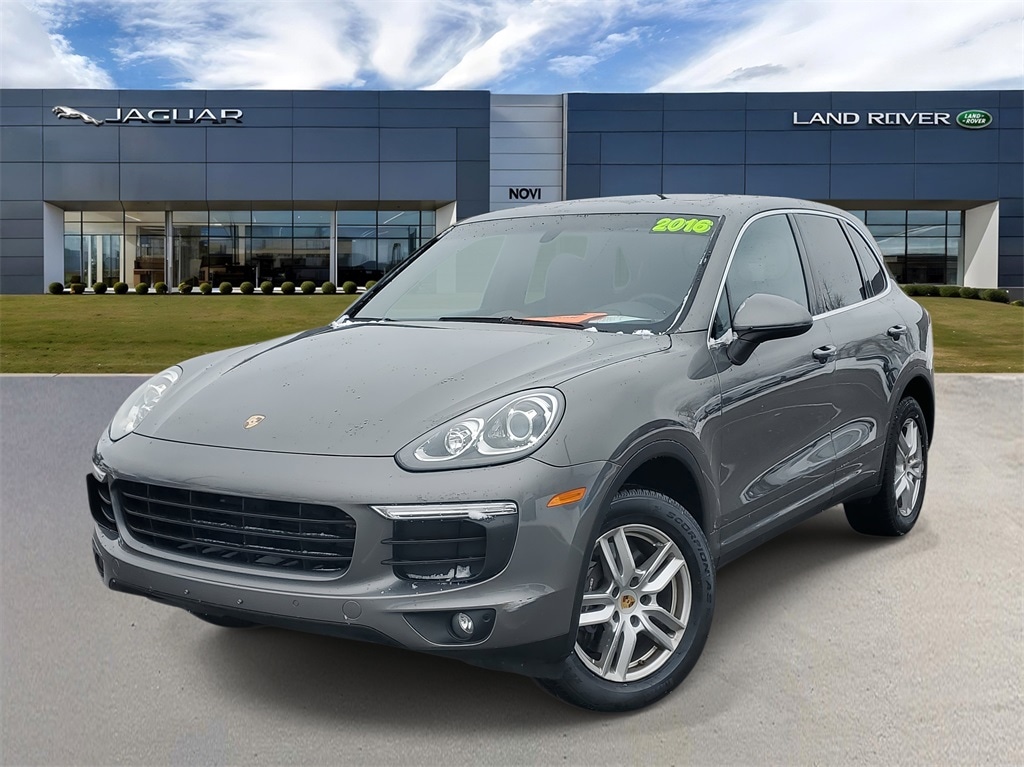 2016 Porsche Cayenne Base