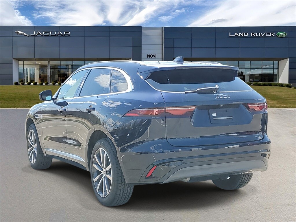 2025 Jaguar F-PACE P250 R-Dynamic S photo 2
