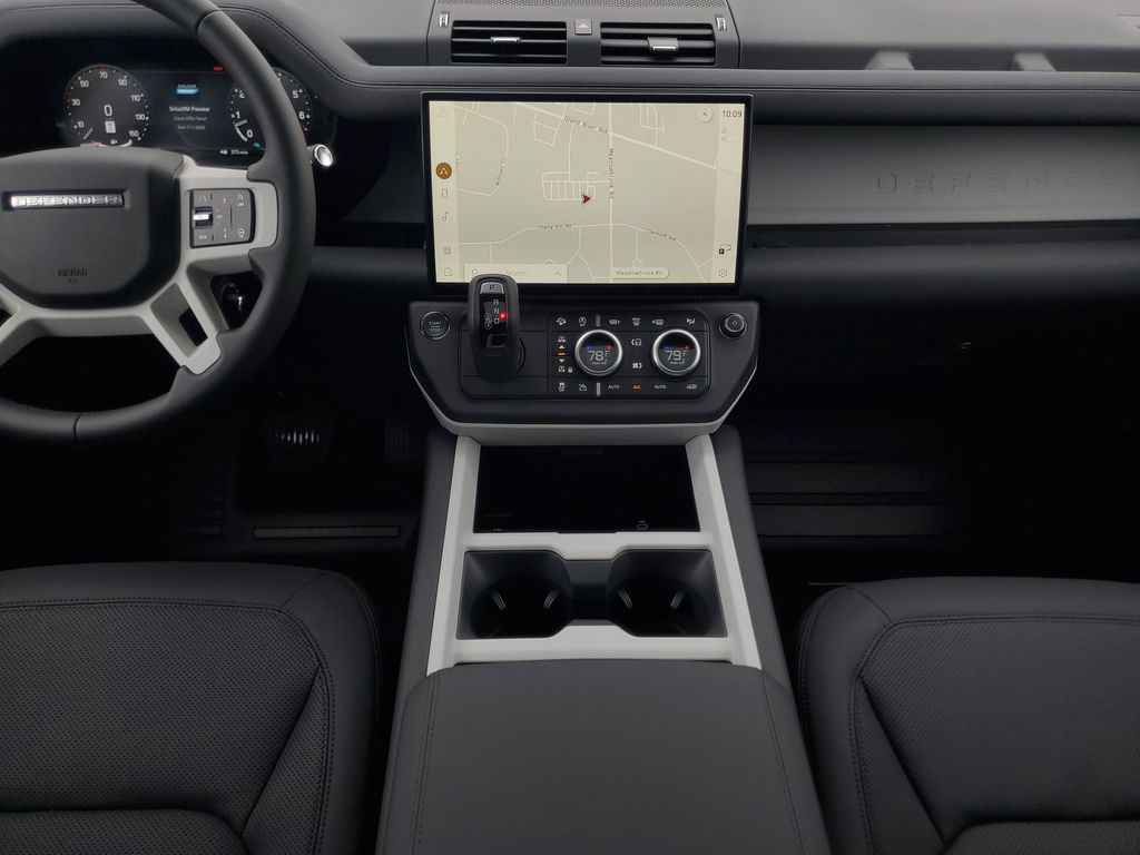 2026 Land Rover Defender S - Photo 28
