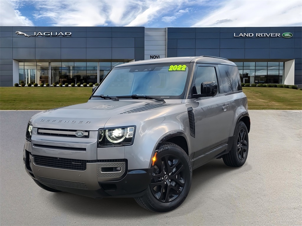 2022 Land Rover Defender X's photo