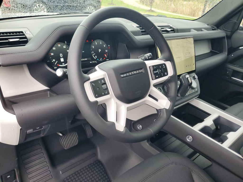 2026 Land Rover Defender S - Photo 13