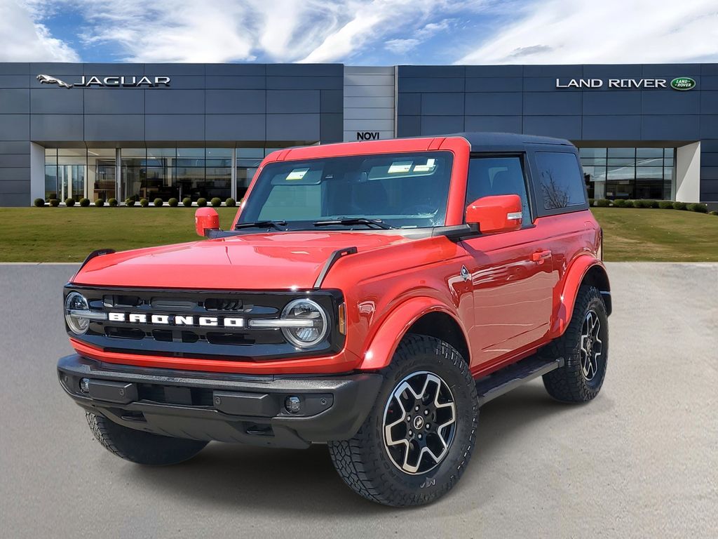2023 Ford Bronco 2-Door Outer Banks