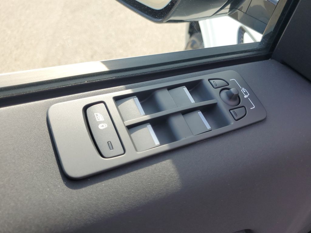 2025 Land Rover Discovery Sport S - Photo 8