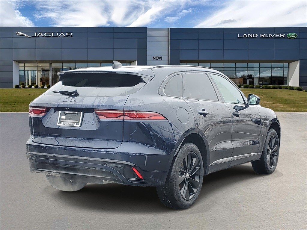 2025 Jaguar F-PACE P250 R-Dynamic S photo 3