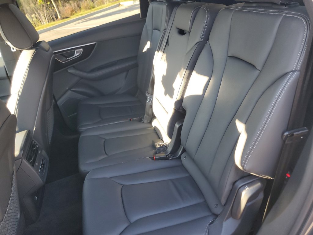 2025 Audi Q7 Premium Plus - Photo 33