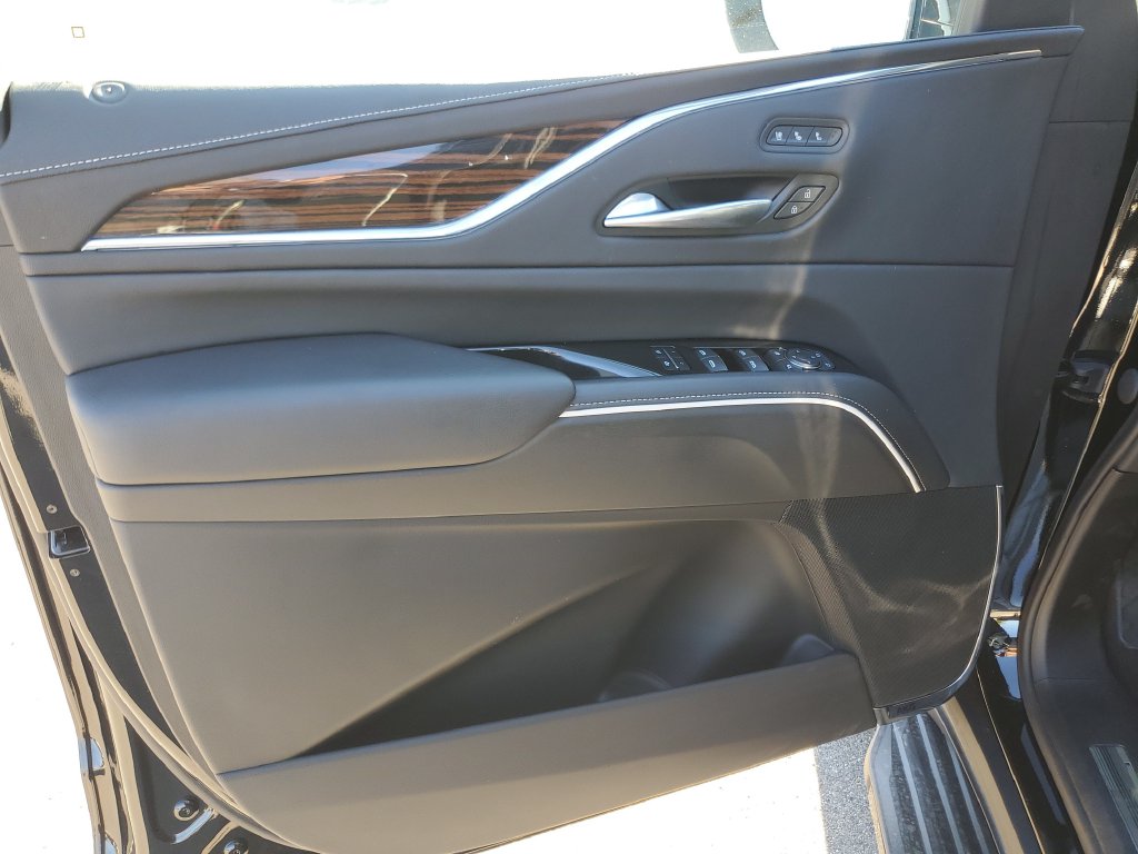 2023 Cadillac Escalade Premium Luxury - Photo 8