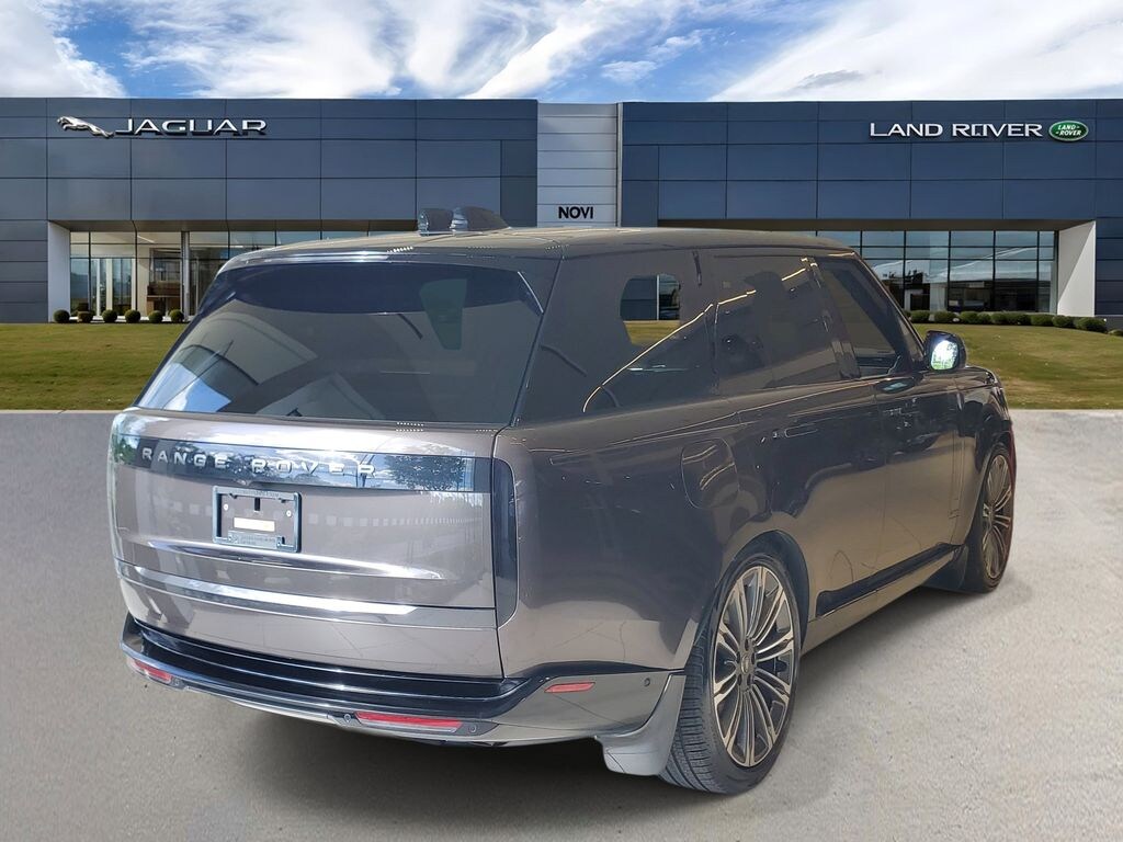 Used 2024 Land Rover Range Rover P530 Autobiography SUV